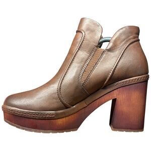 KORK Ease Robin Women's 8 Cognac Platform Clog Booties Chunky Lug Sole